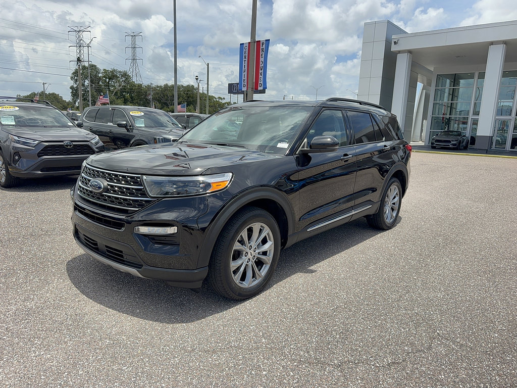 Certified 2023 Ford Explorer XLT w/ Equipment Group 202A AWD/4WD image 2