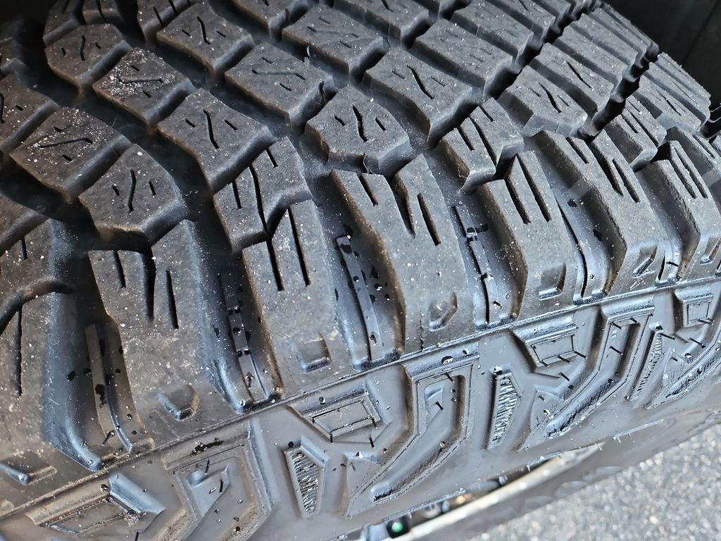 Used 2022 Ford Bronco Badlands image 33