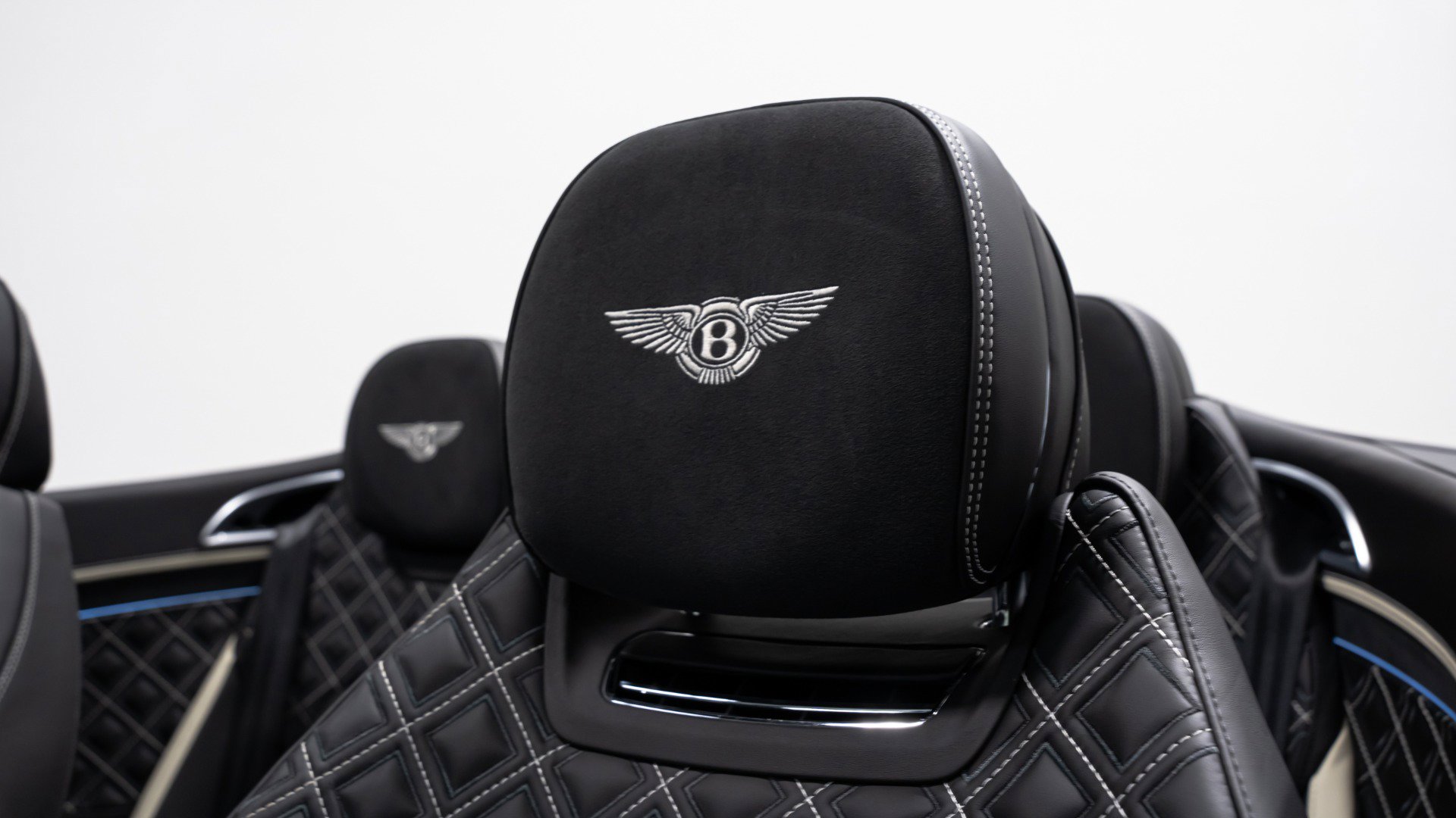 Used 2022 Bentley Continental GT Speed image 45
