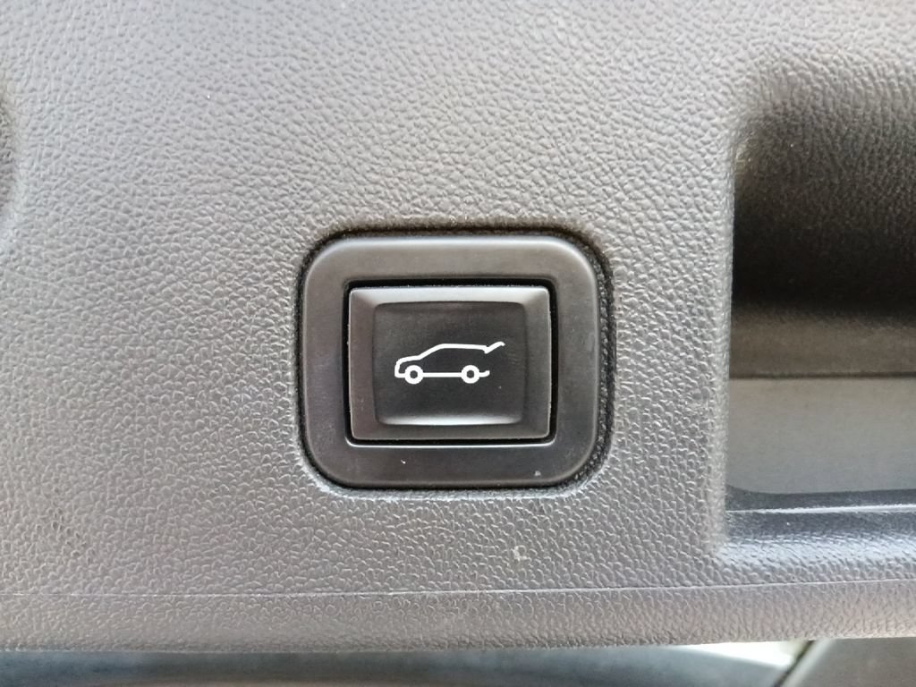 Used 2022 Chevrolet Equinox LT FWD image 29