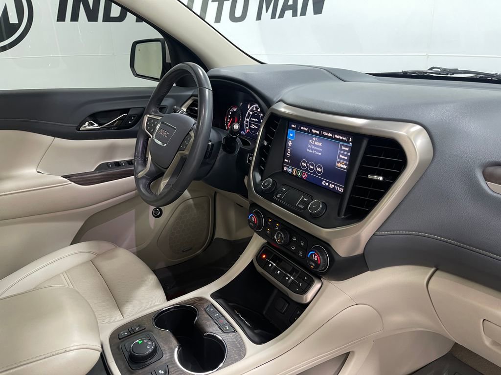 Used 2021 GMC Acadia Denali w/ Denali Technology Package image 20