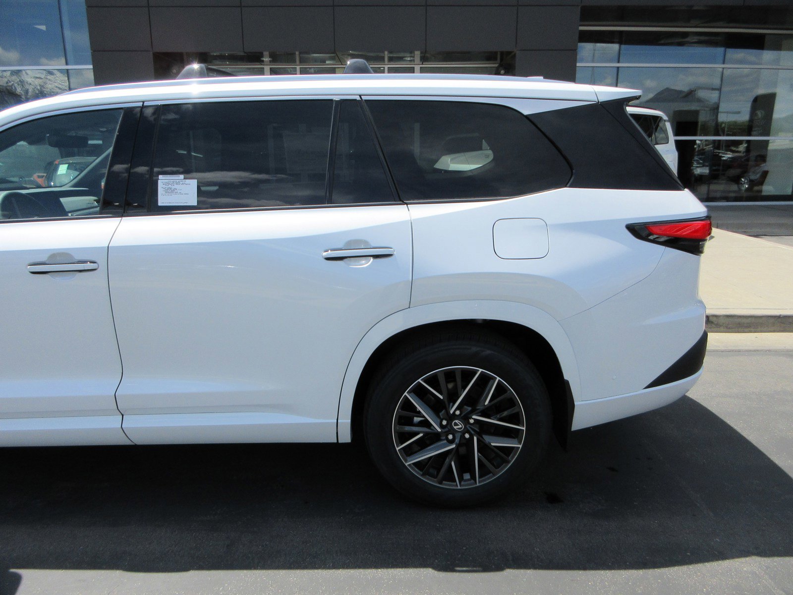 New 2026 Lexus TX 350 AWD image 4