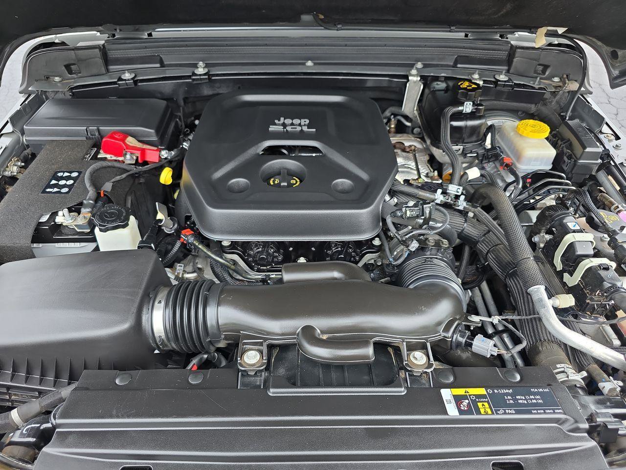 Used 2018 Jeep Wrangler Rubicon w/ Cold Weather Group image 13