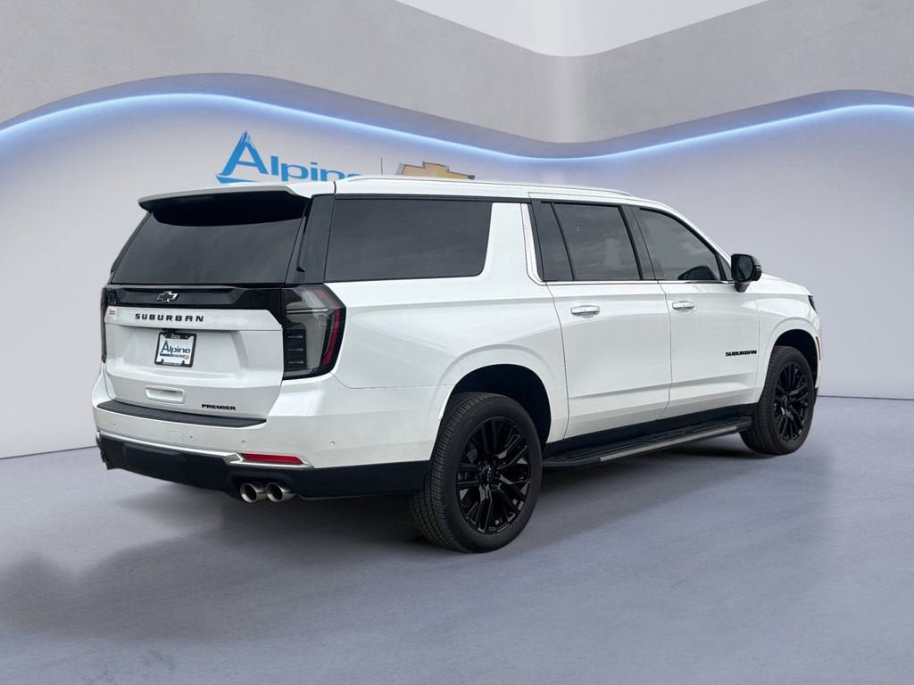 New 2025 Chevrolet Suburban Premier AWD/4WD image 5