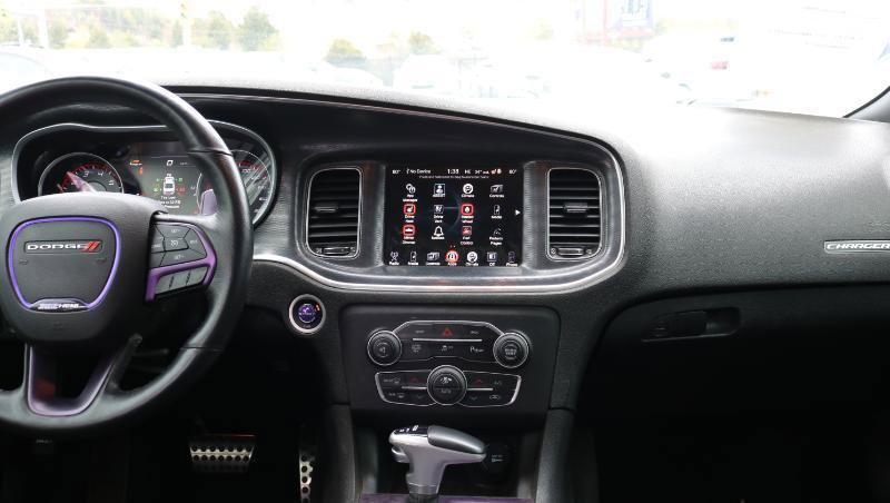 Used 2016 Dodge Charger R/T Scat Pack image 18