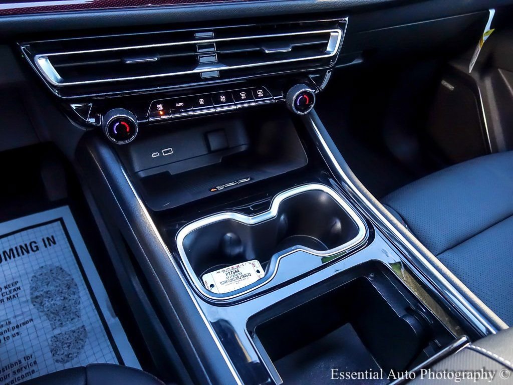 Used 2024 Chevrolet Traverse Z71 w/ Enhanced Driving Package image 27