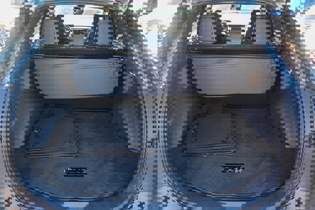 Used 2023 Toyota bZ4X Limited image 37