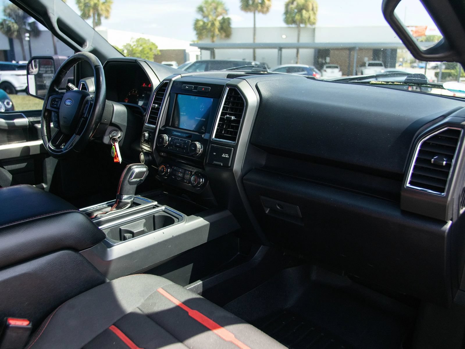Used 2016 Ford F150 XLT w/ Equipment Group 302A Luxury AWD/4WD image 21