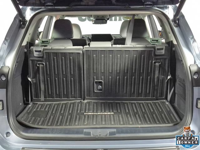 Certified 2022 Toyota Highlander Platinum AWD/4WD image 30
