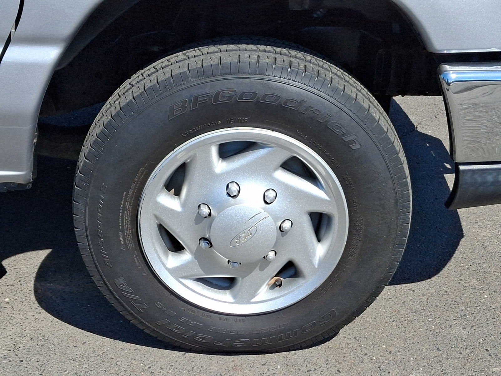 Used 2013 Ford E-150 and Econoline 150 XLT RWD image 8