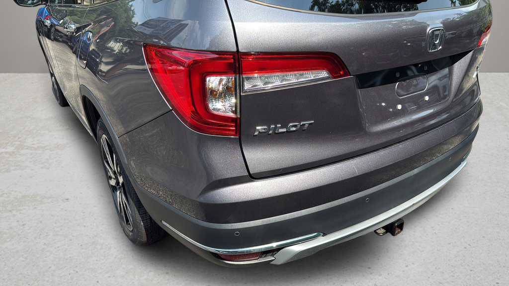 Used 2022 Honda Pilot Touring image 12