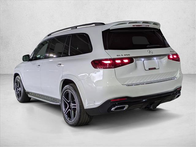 Used 2024 Mercedes-Benz GLS 450 4MATIC image 11