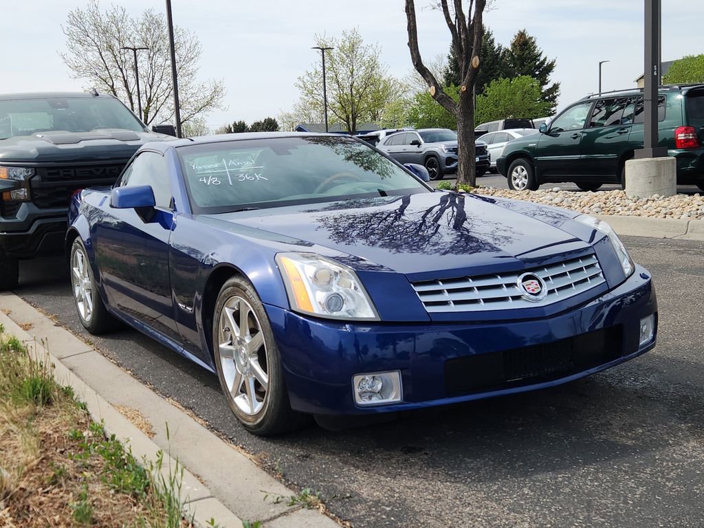 Used 2005 Cadillac XLR image 1
