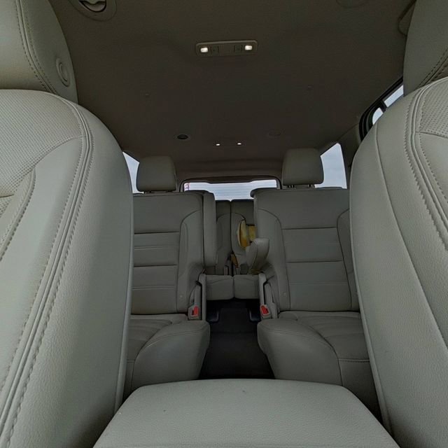 Used 2019 GMC Acadia Denali w/ LPO, Floor Liner Package FWD image 32