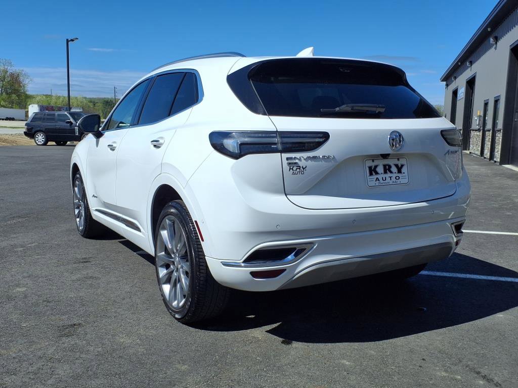 Used 2021 Buick Envision Avenir w/ Technology Package II image 5