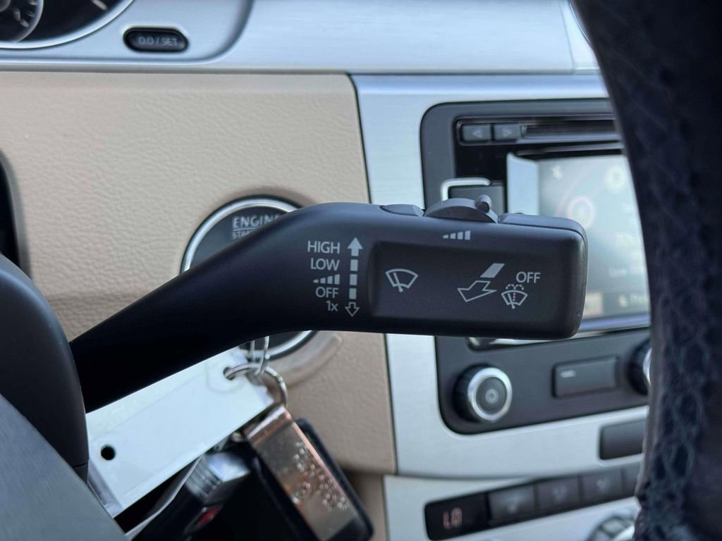 Used 2015 Volkswagen CC Sport image 26