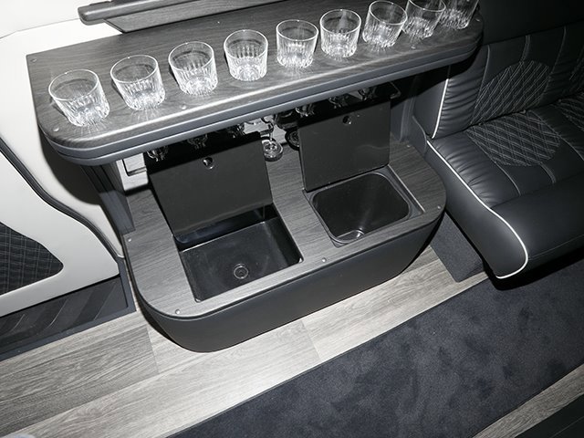 Used 2023 Mercedes-Benz Sprinter 3500 image 37