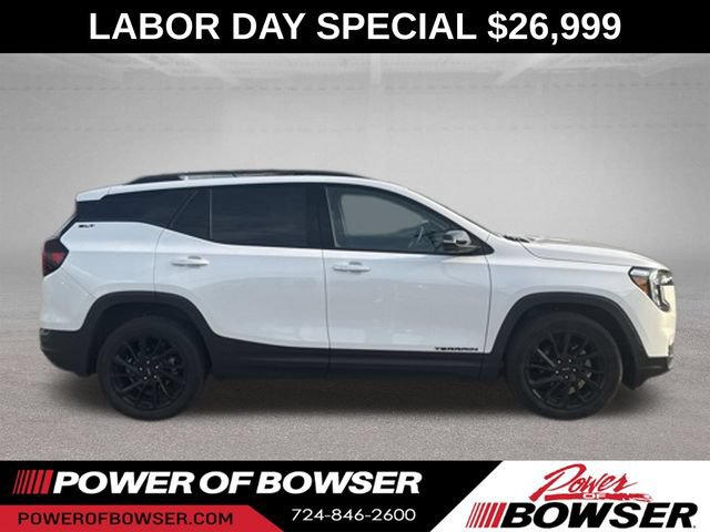 Used 2024 GMC Terrain SLT w/ Infotainment Package II AWD/4WD image 9