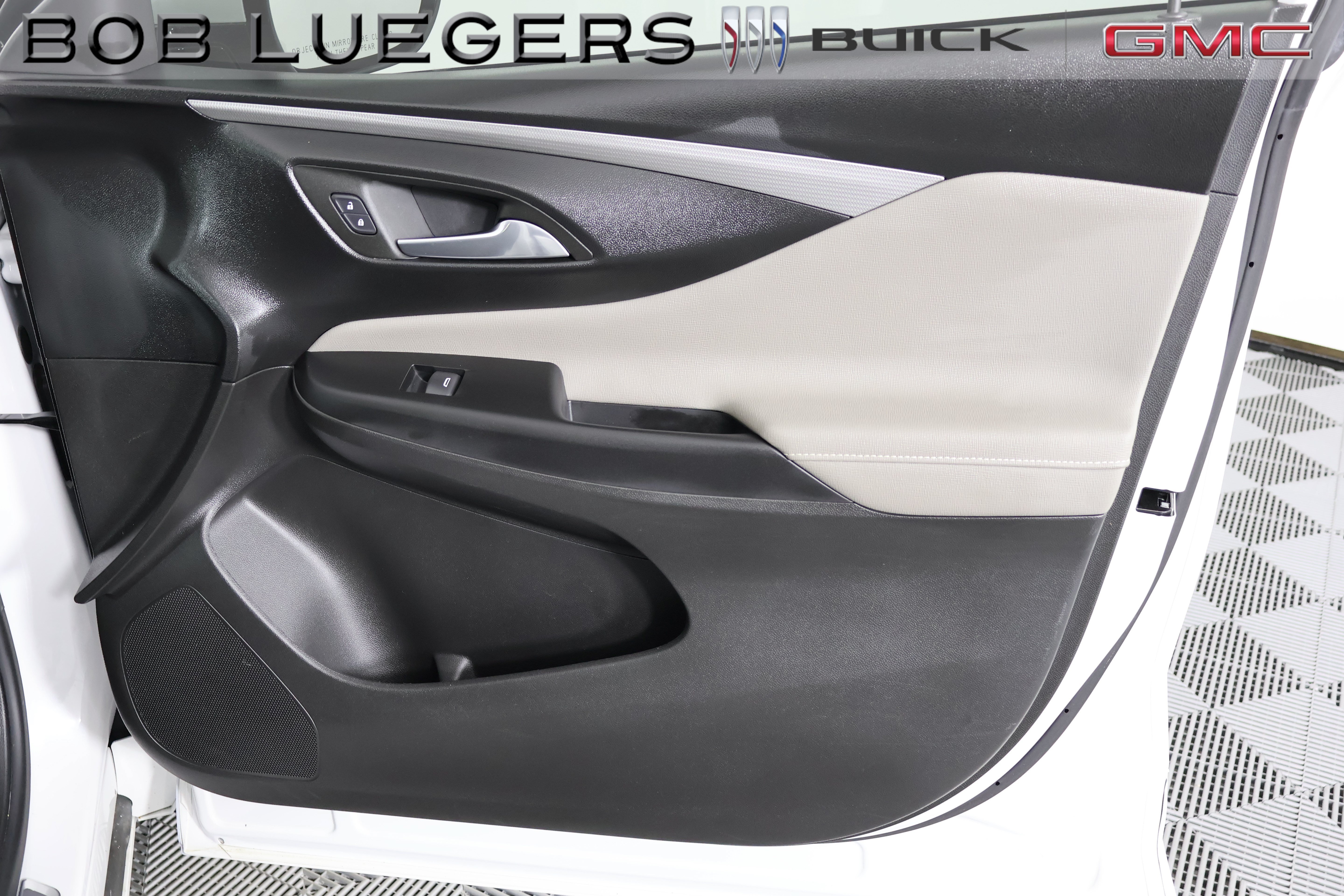 Certified 2024 Buick Envista Avenir FWD image 26