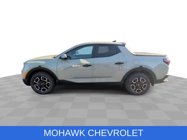 Used 2023 Hyundai Santa Cruz SE AWD/4WD image 6