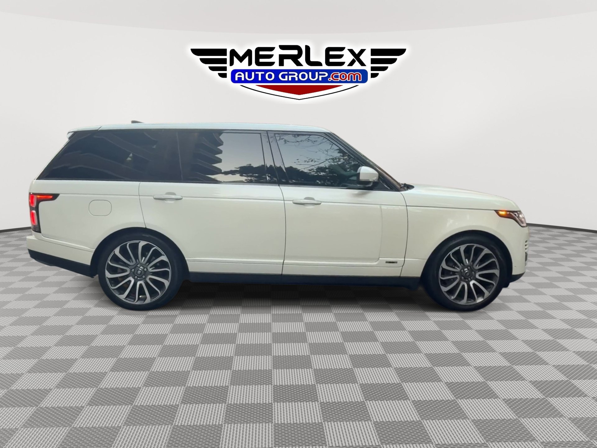 Used 2020 Land Rover Range Rover Long Wheelbase Autobiography AWD/4WD image 9