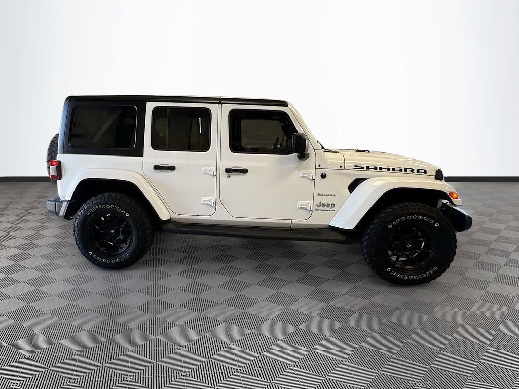 Used 2023 Jeep Wrangler Unlimited Sahara AWD/4WD image 8