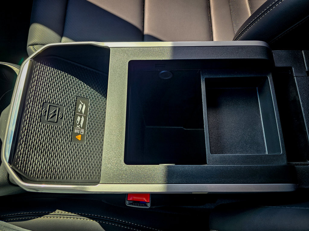 New 2027 GMC Terrain Elevation w/ Elevation Premium Package AWD/4WD image 28