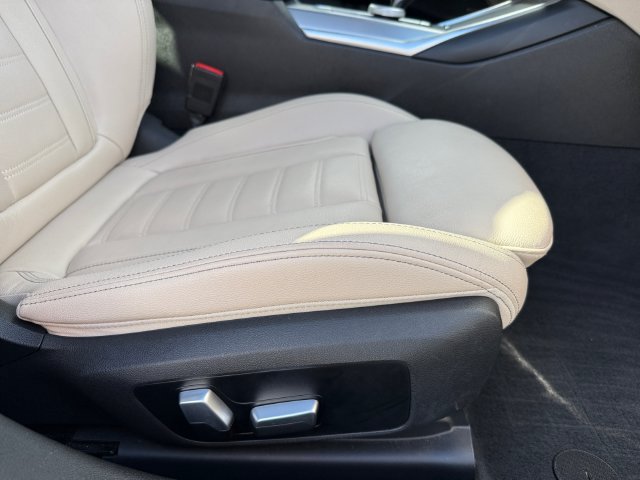 Used 2022 BMW M340i xDrive w/ Premium Package AWD/4WD image 18