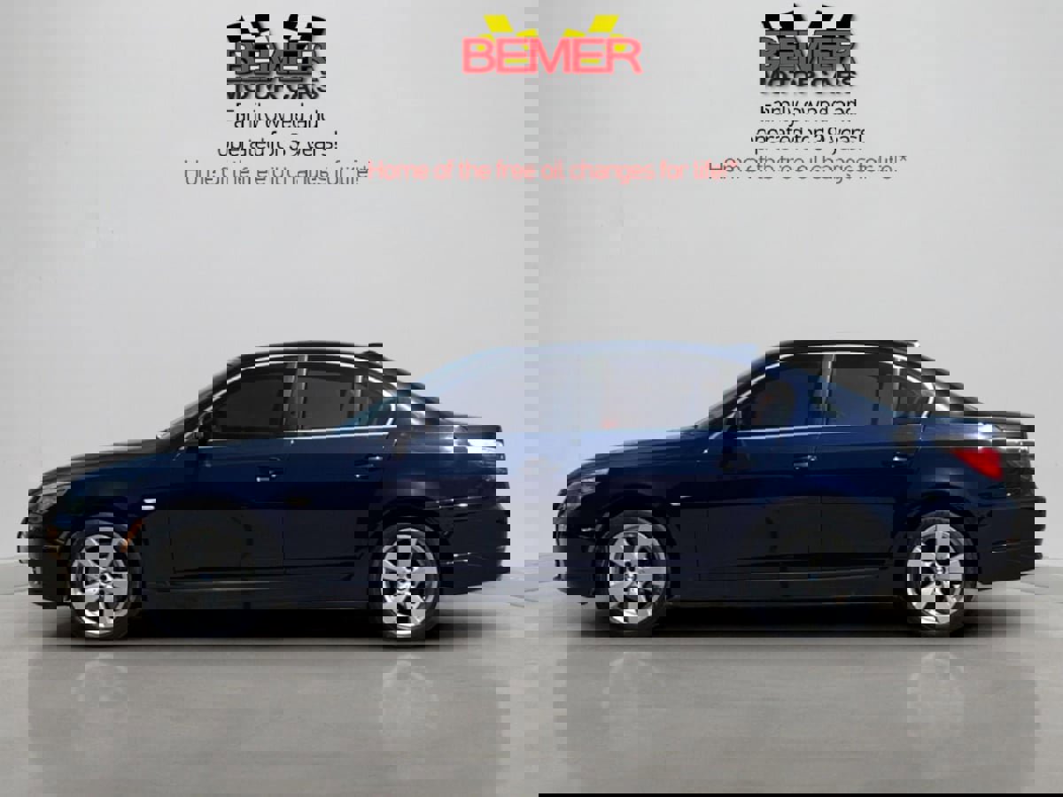 Used 2008 BMW 528xi Sedan image 2