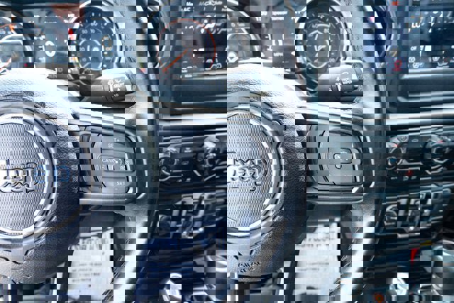 Used 2020 Jeep Gladiator Sport w/ Quick Order Package 24S image 23