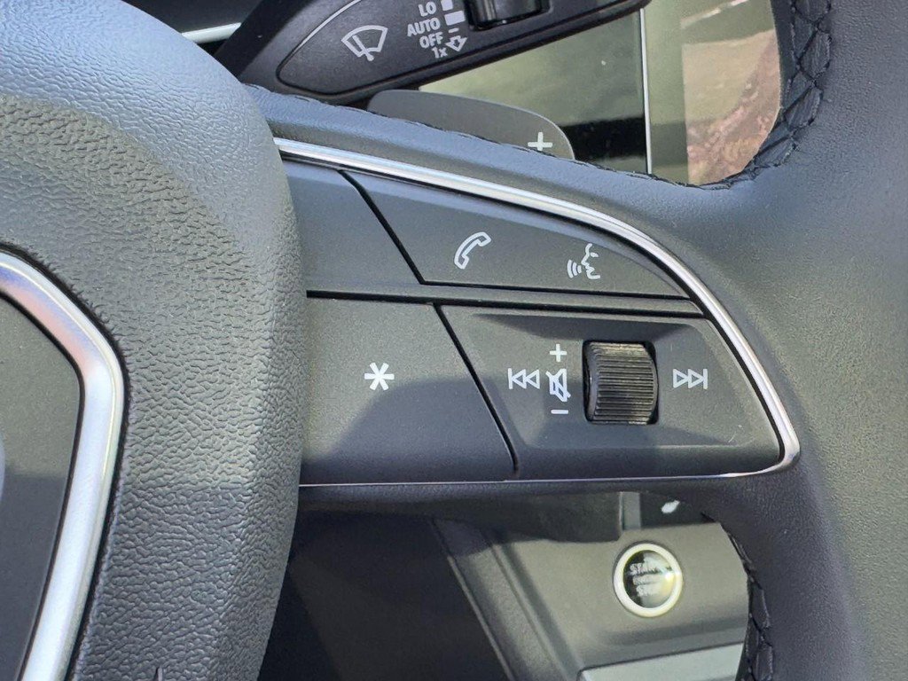 New 2025 Audi Q3 2.0T Premium image 13