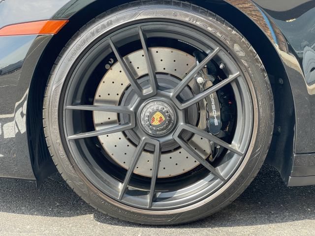 Used 2022 Porsche 911 Carrera 4 GTS AWD/4WD image 24