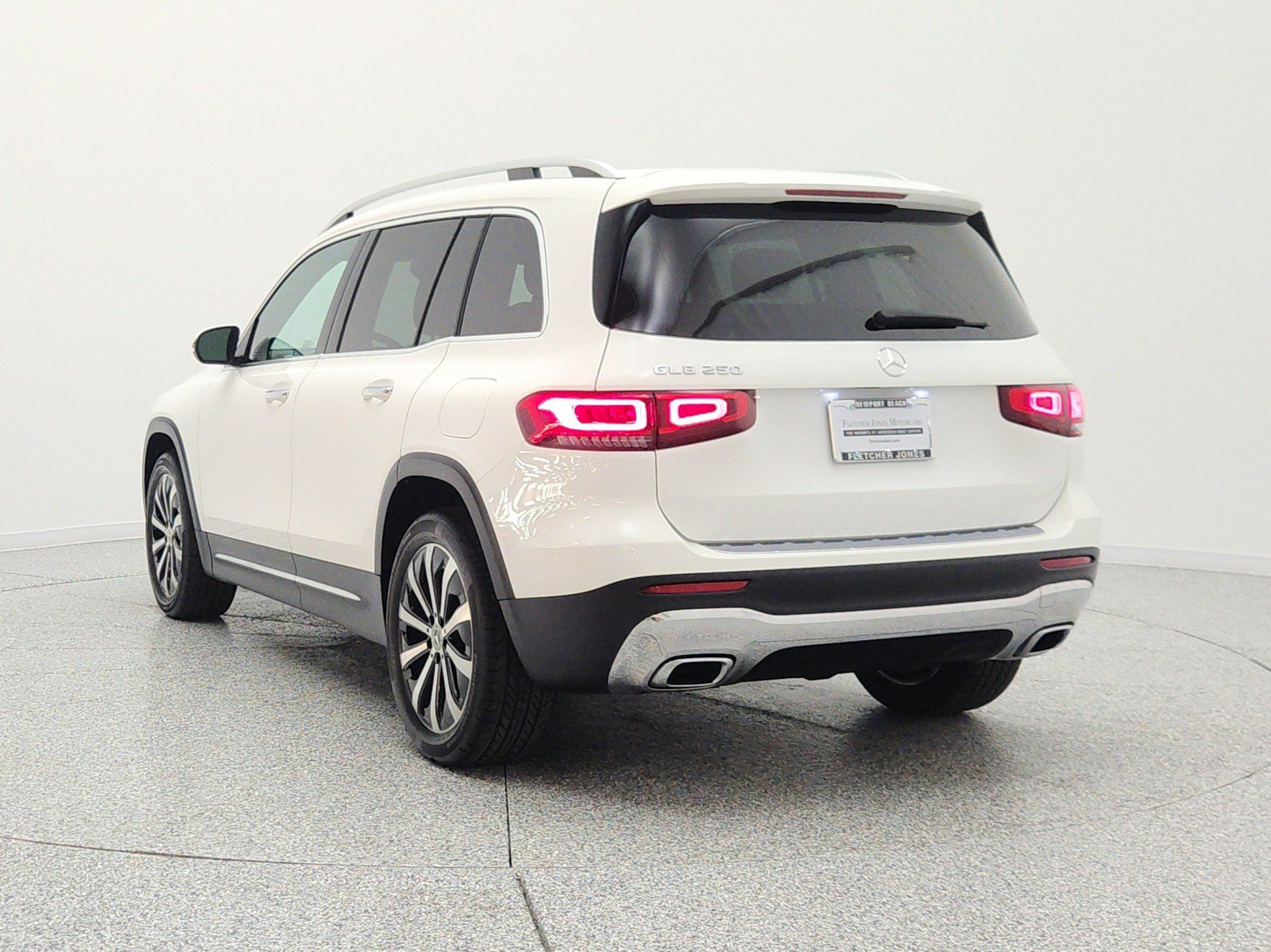 Used 2022 Mercedes-Benz GLB 250 image 7