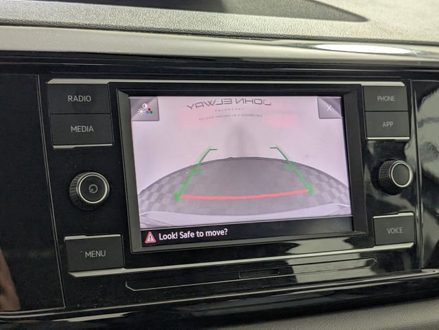 Used 2022 Volkswagen Taos S image 23