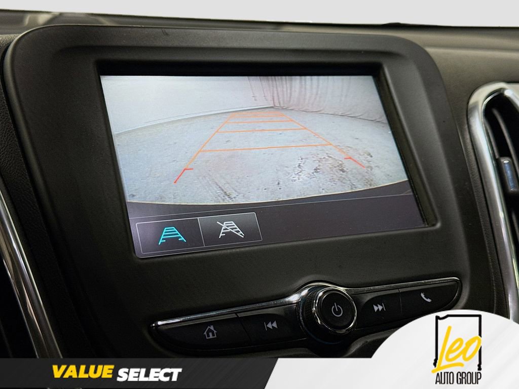 Used 2018 Chevrolet Equinox LS image 13