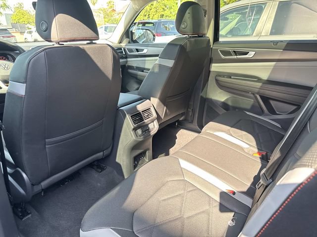 New 2026 Volkswagen Atlas Peak Edition AWD/4WD image 11