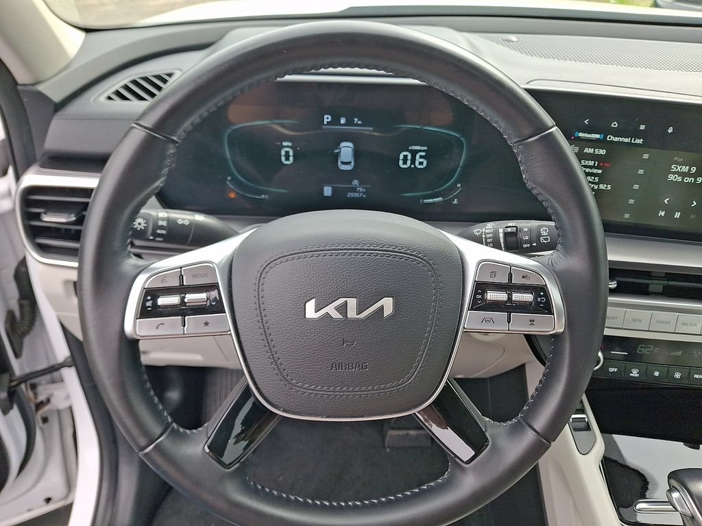 Certified 2023 Kia Telluride S w/ S Sunroof Package AWD/4WD image 22