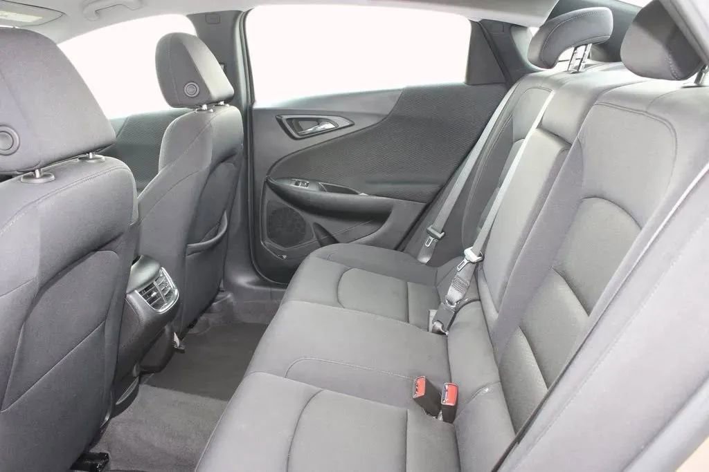 Used 2024 Chevrolet Malibu LS image 25