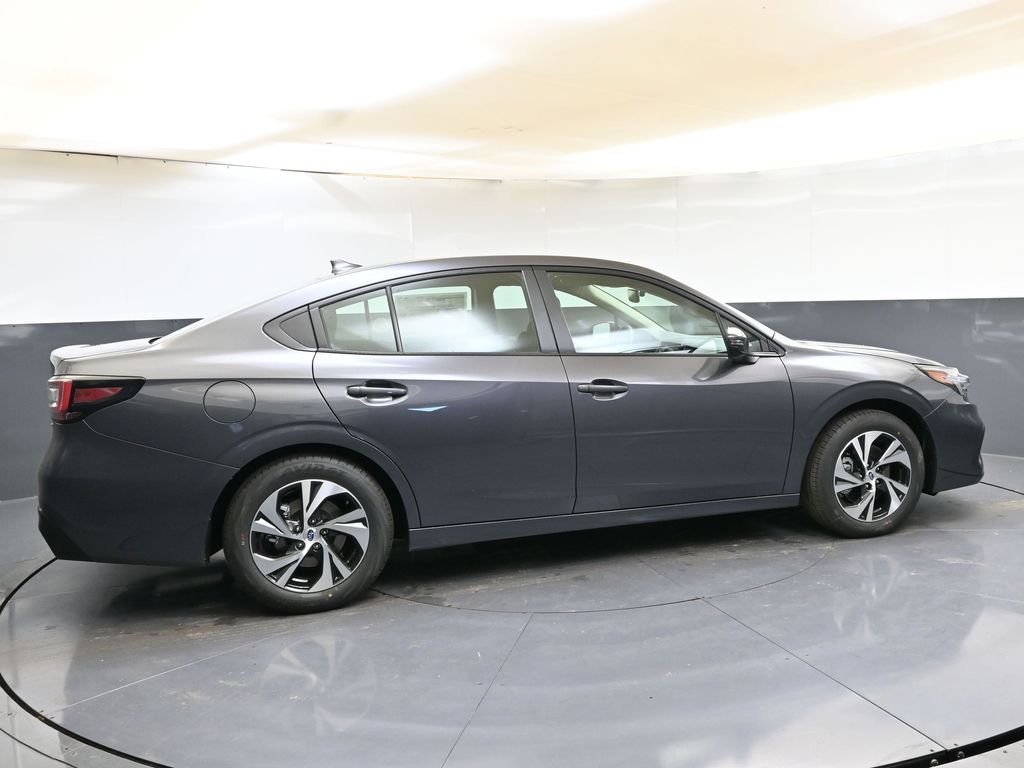 Used 2025 Subaru Legacy Premium AWD/4WD image 6