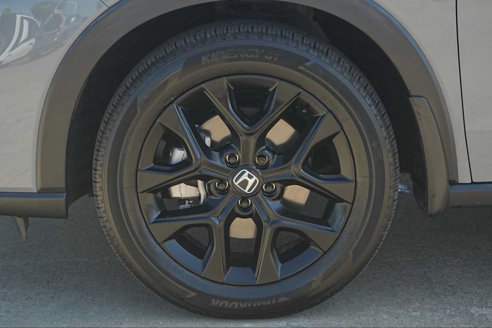 Certified 2025 Honda HR-V Sport image 7