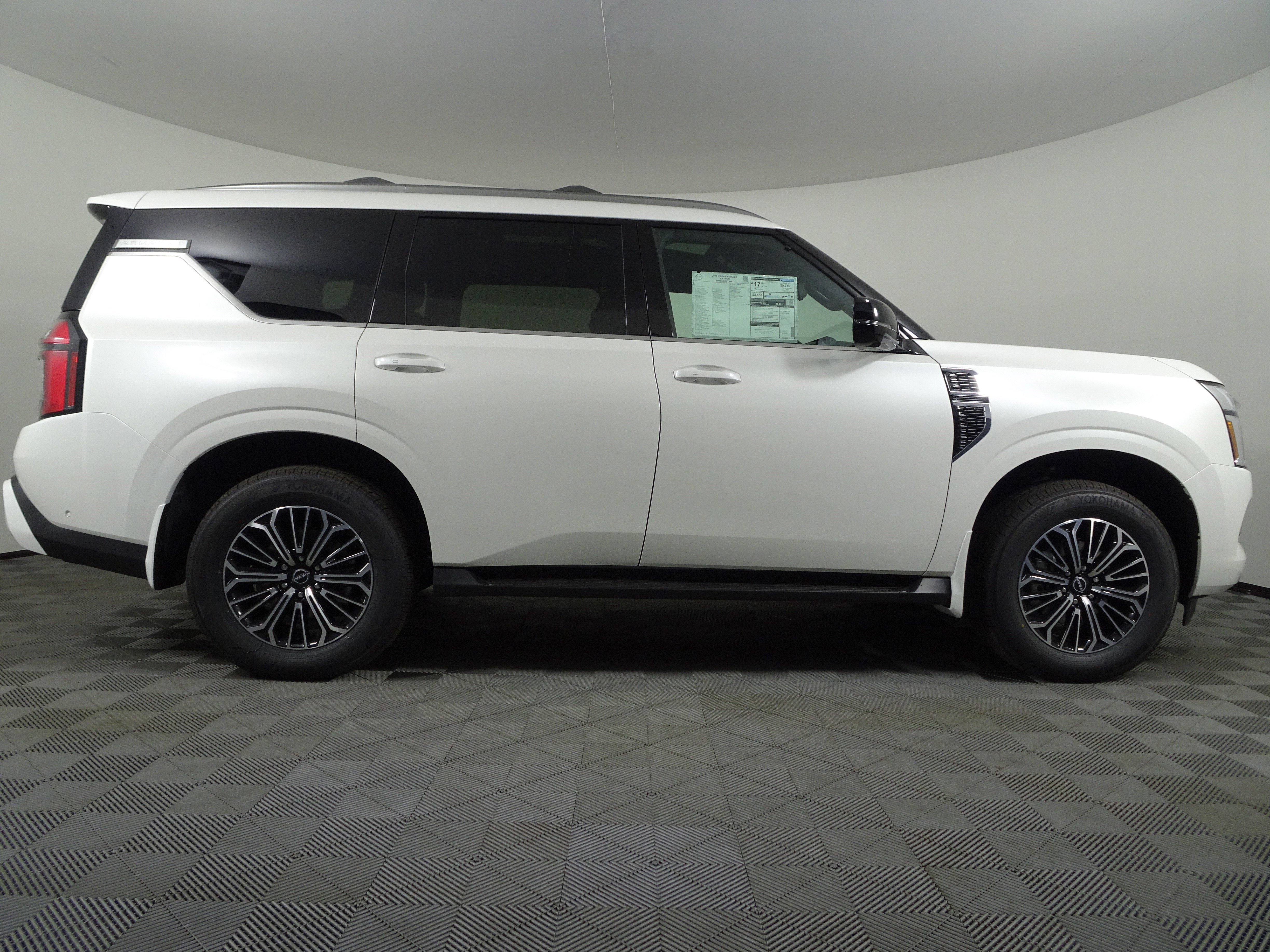 New 2026 Nissan Armada Platinum image 2