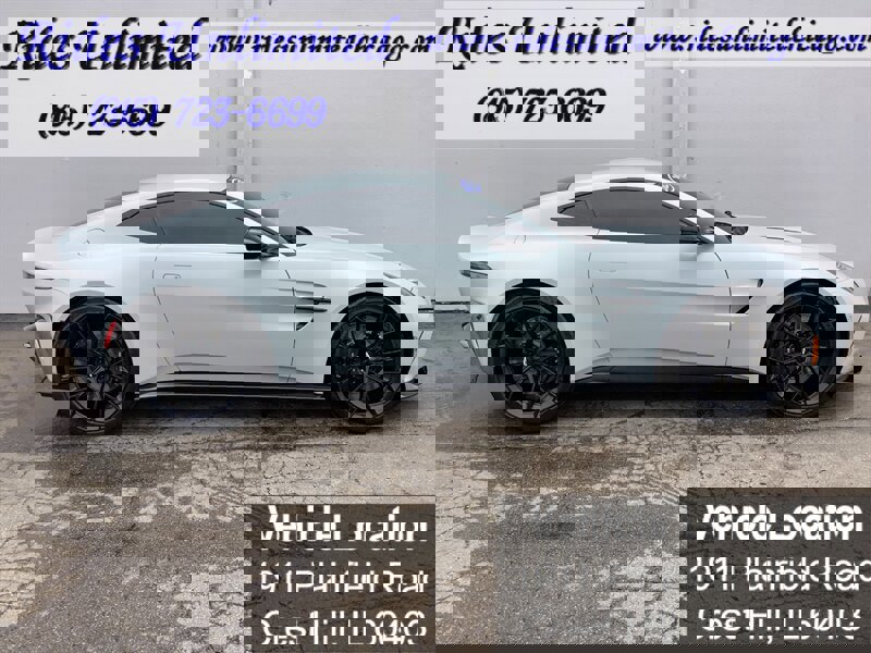 Used 2025 Aston Martin V8 Vantage Coupe image 10