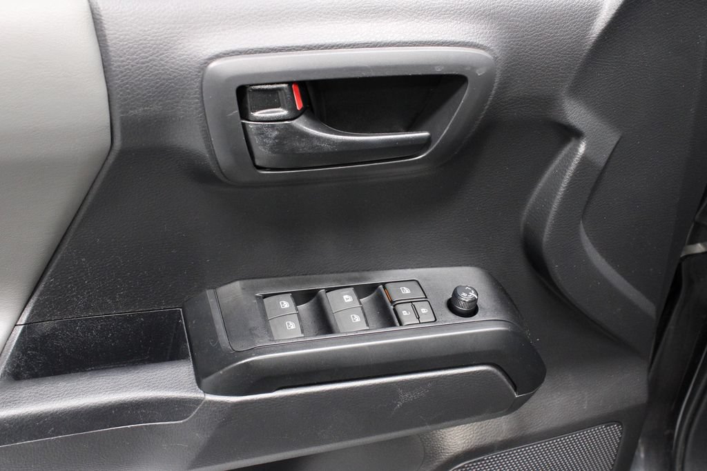 Used 2023 Toyota Tacoma SR AWD/4WD image 23