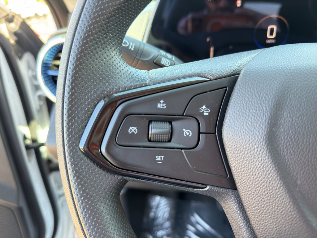 Used 2024 Chevrolet Trax LT image 17