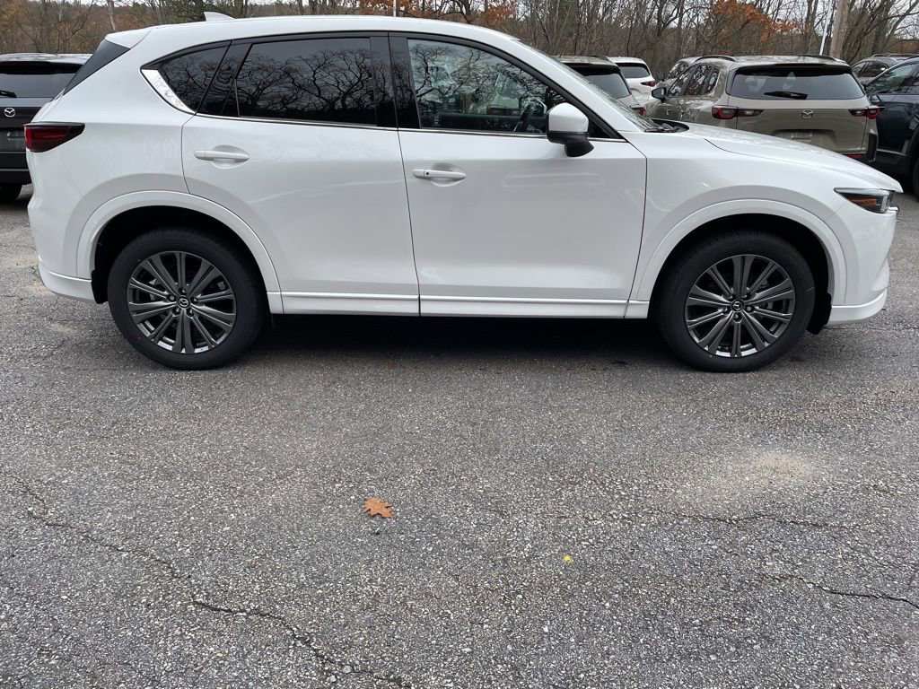 New 2025 MAZDA CX-5 Signature image 5