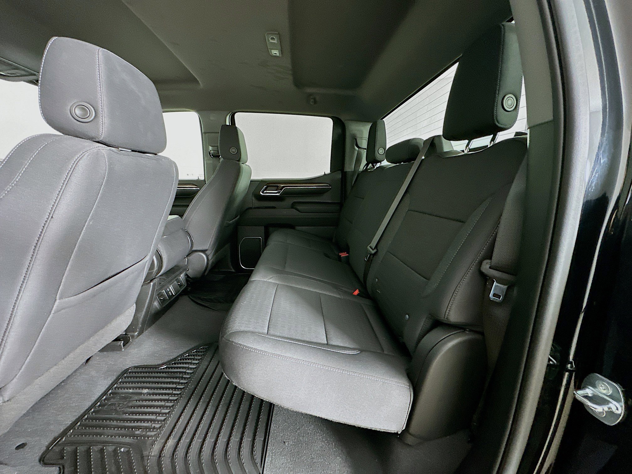 Used 2023 Chevrolet Silverado 1500 LT image 27