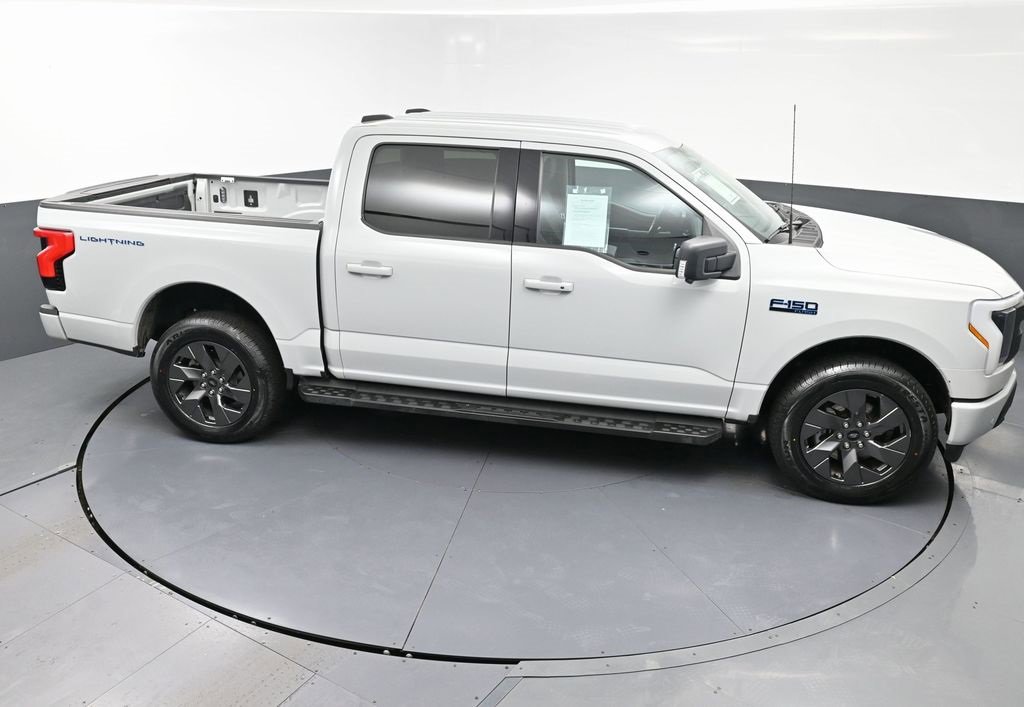 Used 2024 Ford F150 Lightning Flash w/ Max Trailer Tow Package image 47