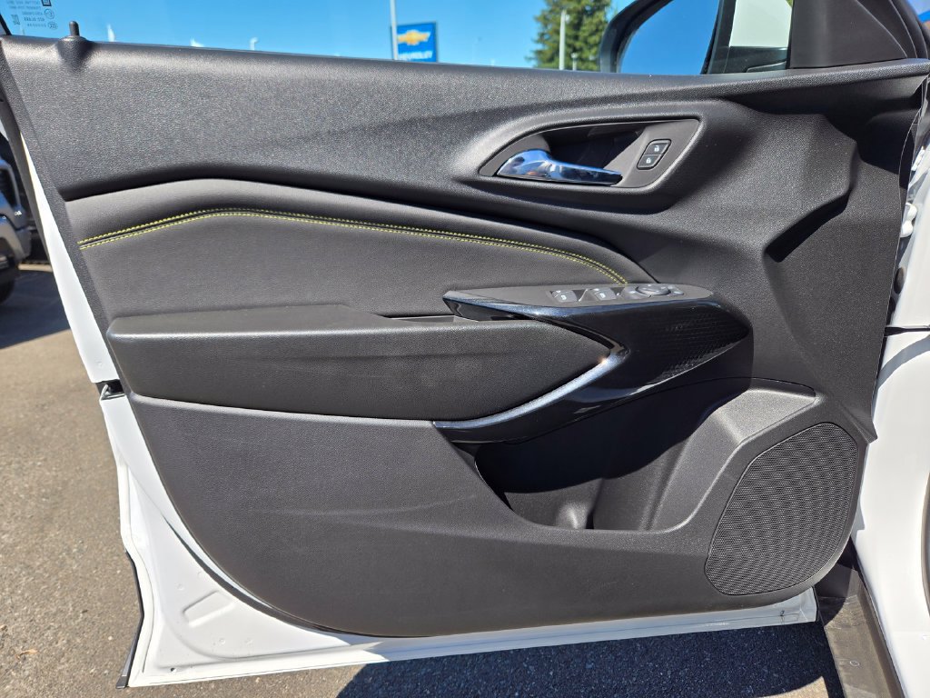 New 2026 Chevrolet Trax LT w/ Driver Confidence Package FWD image 12