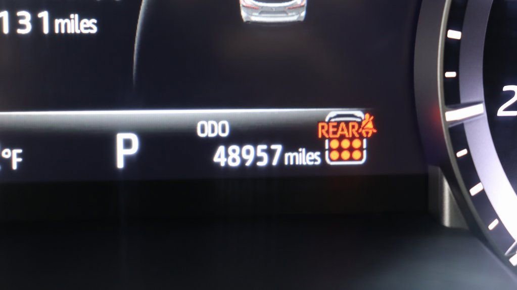 Used 2024 Toyota Highlander LE image 18