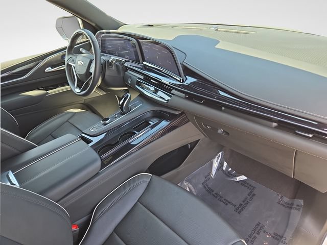 Certified 2023 Cadillac Escalade Sport w/ LPO, ONYX Package AWD/4WD image 39
